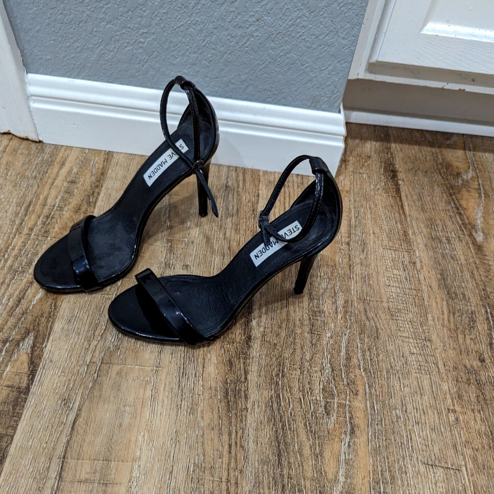 Steve Madden Stecy Heels, Black, Size 6.5